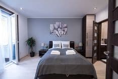 Apartment on Molnár St. With AIRBNB License