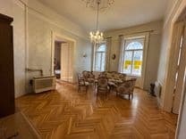 Apartment with Great Renovation Potential